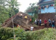 Jolok Salawu Longsor, Pasutri Tertimbun