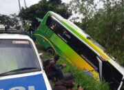 Evakuasi Bus di Gentong, Arus Lalin Sempat Terhambat