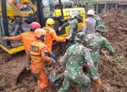 Longsor di Cimanggung: 16 Meninggal, 23 dalam Pencarian