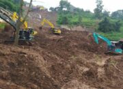 Korban Longsor Cimanggung, 25 Ditemukan, 15 Dalam Pencarian