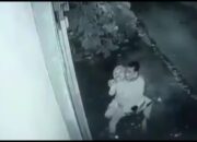 Setelah Pria Main Sabun, Viral Video Mesum Terekam CCTV di Dadaha