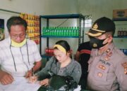 Penjual Jamu Plus Miras via Medsos, Ternyata Wanita Cantik