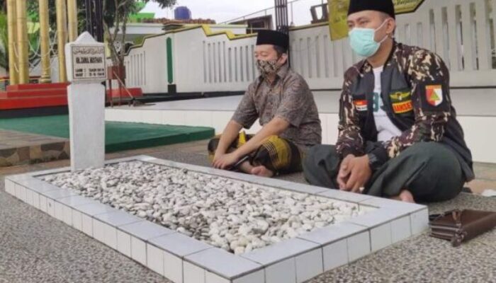 Wajah KH. Zainal Musthafa Terungkap