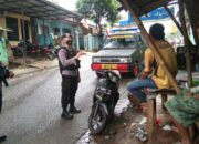 Brimob Polda Jabar Sosialisasikan PPKM