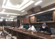 Lintas Mahasiswa dan Aktivis Ambil Alih di DPRD