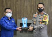 PWI Cirebon Berikan Penghargaan kepada Kapolresta, Program ATM Beras dan Peduli Disabilitas