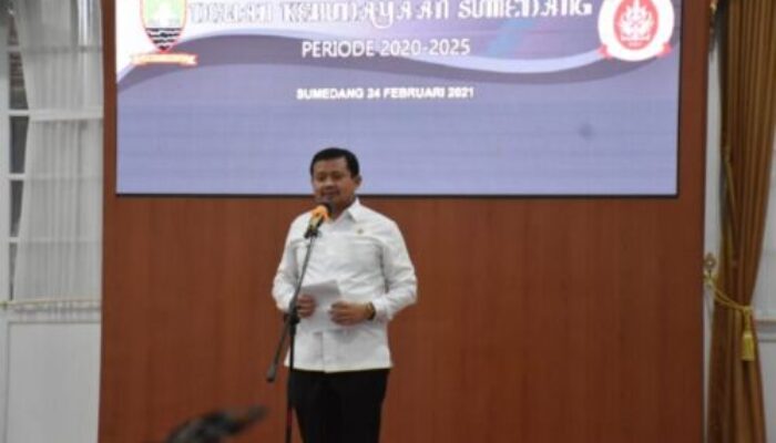 Bupati Dony Lantik Pengurus Dewan Kebudayaan Sumedang 
