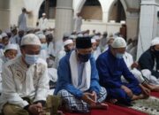 Wabup Deni, Salat Subuh Berjamaah Di Ponpes Sukahideng