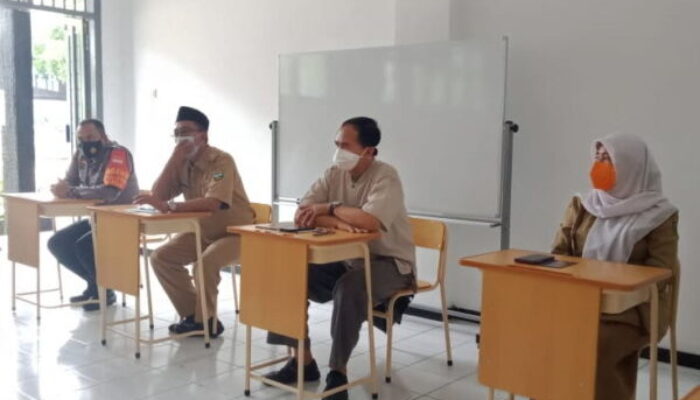 Covid-19 di Pesantren Al-Furqon; Dua Kali Swab, 55 Orang Positif