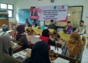 Warga Parungponteng Curhat kepada Ali Rasyid