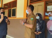 Ditinjau Kadisdikbud, SMPN 2 Singaparna Nyatakan Kesiapan Belajar Tatap Muka