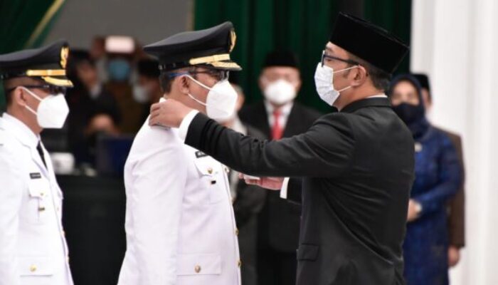 Amanat Gubernur Jawa Barat bagi Bupati dan Wakil Bupati Tasik