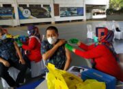 Guru, Dosen dan Tenaga Pendidik Al Ma’soem Divaksin Covid-19