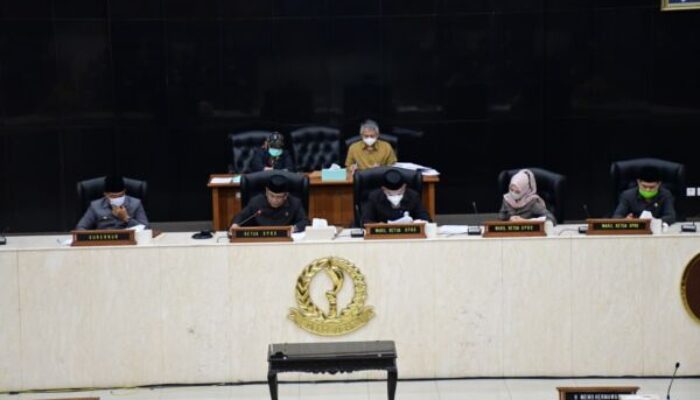 Fraksi DPRD Jabar Sampaikan Sejumlah Catatan 4 Raperda Pemprov Jabar