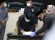 DPRD Jabar Tetapkan Dua Peraturan Daerah Terkait BPR
