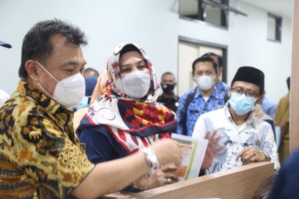 Komisi V DPRD Provinsi Jawa Barat Saat Mengunjungi RSUD Al Ihsan, Senin (17/05/2021).*