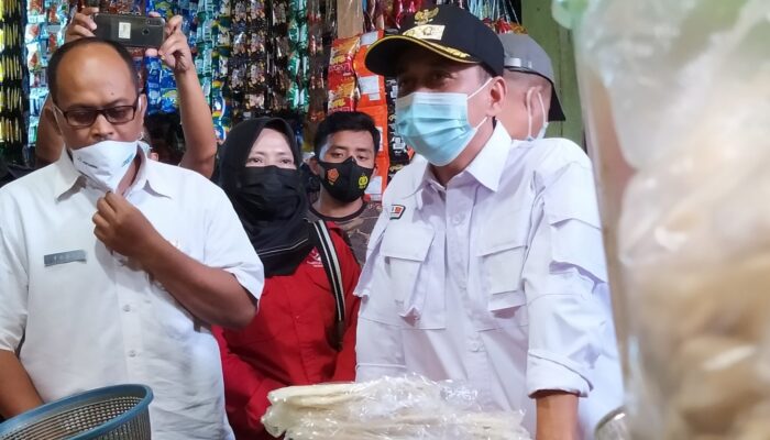 Penjualan Beras di Pasar Singaparna Bikin Wakil Bupati Tasik Kaget