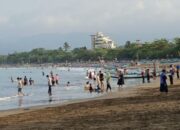 Hari Kedua Lebaran, Pangandaran Mulai Ramai Pengunjung