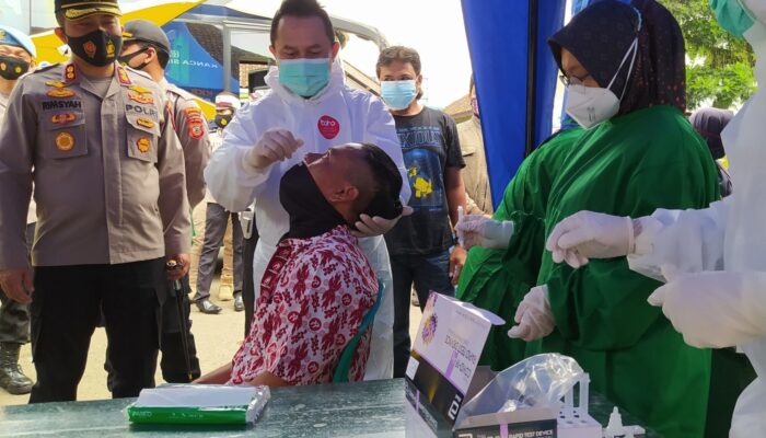 Mau ke Luar Kota, Rapid Antigen Dulu di Terminal Singaparnaa