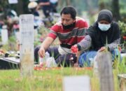 Tradisi Ziarah Kubur Dihentikan Sementara