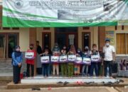 Dinas Koperasi, UKM dan Perdagangan Ciamis Gandeng PKL, Bagi-bagi Jajanan Gratis