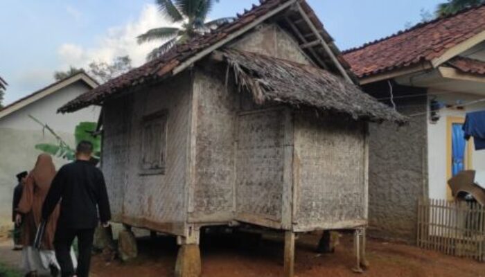 Baznas Kota Tasik Bedah Musala ‘Saung’ di Tamansari