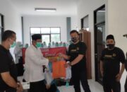 HUT ke-10 Forkowas, Berbagi dengan Santri