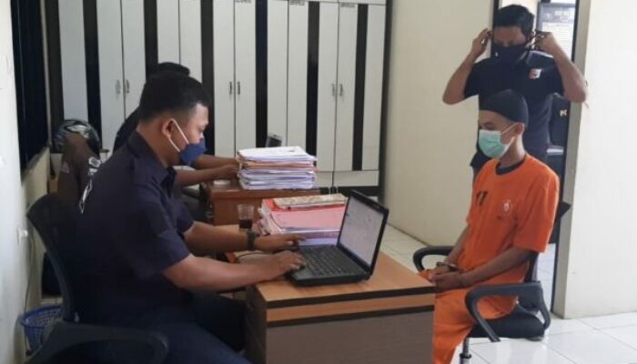 Terbujuk Rayuan Kekasih, Siswi SMK Hamil dan Melahirkan