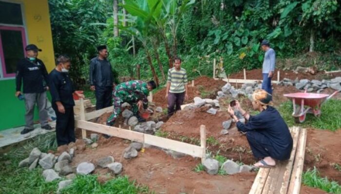 Desa Deudeul Bangun Ruang Kelas TK Al-Hidayah di Kampung Panyingkiran