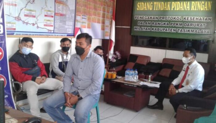 Dua Alfamart dan Satu Kafe di Singaparna Kena Denda Rp 5.100.000