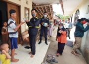 Kurangi Beban Psikologis Warga, Satgas Kecamatan Purbaratu Bagikan Makanan dan Santunan