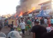 Para Pedagang Berangsur Pulang, Blok Barat Pasar Ciawi Dilalap Si Jago Merah