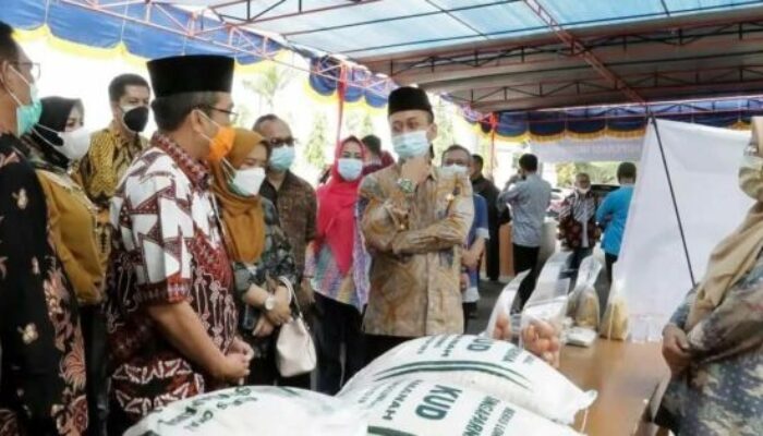 Memulihkan Ekonomi dengan Koperasi