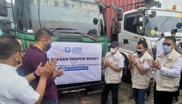 Arang Batok Kelapa Jadi Briket, Pasarnya Menjanjikan