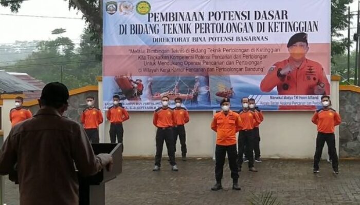 Basarnas Gelar Pembinaan Potensi Dasar Teknik Pertolongan di Ketinggian