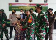 PKL dan Pemilik Warung Dibantu Kodim Sumedang