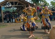 Rumpun Pertunjukan Rakyat Manggung di Bukit Nangela Kawalu