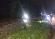 Jalan di Rel Kereta Api, tertabrak Kahuripan di Rajapolah