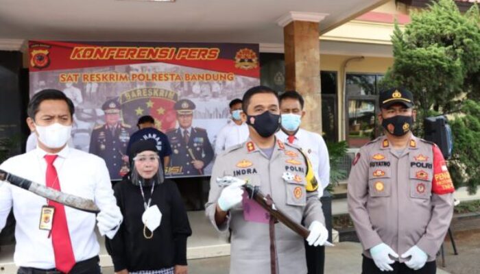 Kesal Disalip, Pelaku Bacok Pemotor, Dimankan Polisi