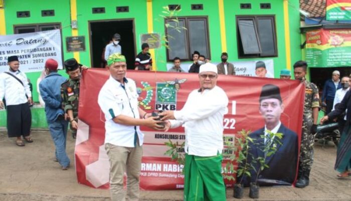 Herman Habibullah Ajak Warga Menanam dan Merawat Pohon