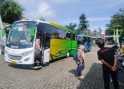 Evi, Warga Mandalajati Bersyukur, Nikmati Program Bus Wisata Gratis Dishub Jabar