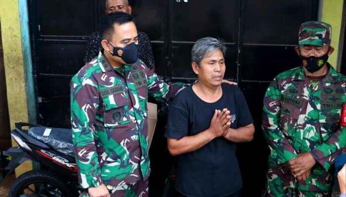 Terima Motor Dari Pangdam, Epes Terharu dan Bahagia