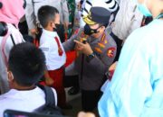 Tinjau Vaksinasi, Kapolri: Wajib Laksanakan PTM 100 Persen