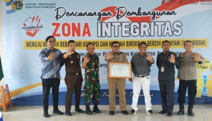 Iim Rohiman, Bentuk Kondisi Ideal dan Konsistensi Pelayanan Publik