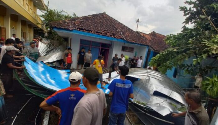 Kubah Masjid Terbang di Cipicung Cihideung