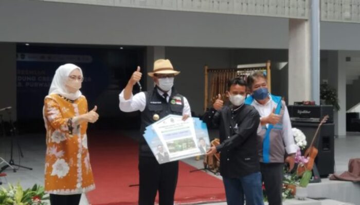 Gubernur Resmikan Gedung Kreatif Center Purwakarta