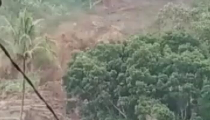 Longsor di Ciherang Sumedang, 21 KK Diungsikan