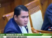 Pesan untuk Arteria Dahlan