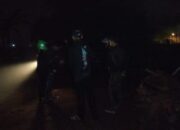 Maung Galunggung ‘Garuk’ Pemuda Bawa Sabuk Gir dan Pipa