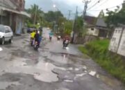 Dari Bupati Uu Sampai Ade Sugianto, Jalan Sariwangi-Leuwisari Tetap Rusak